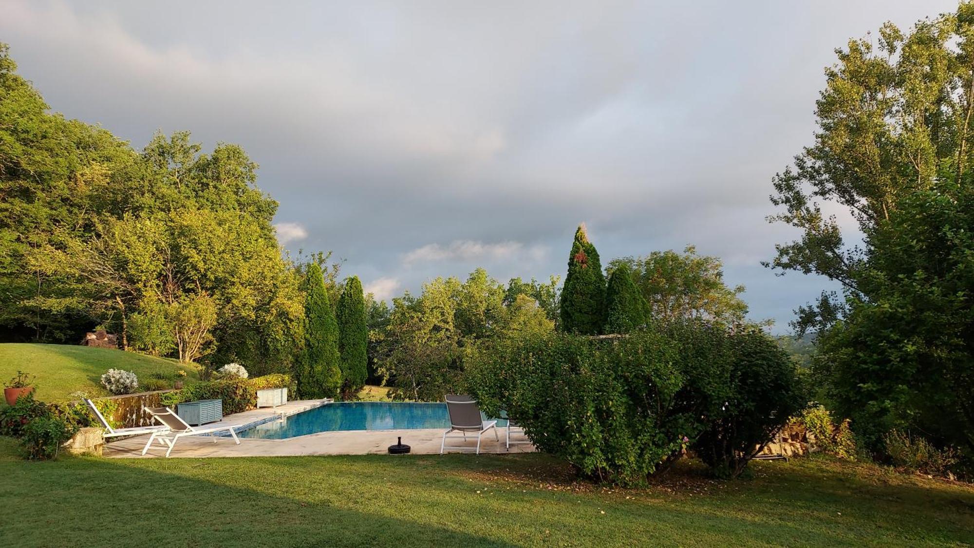 Manoir Le Moulinal47 - Vue Panoramique Hotel Courbiac Luaran gambar