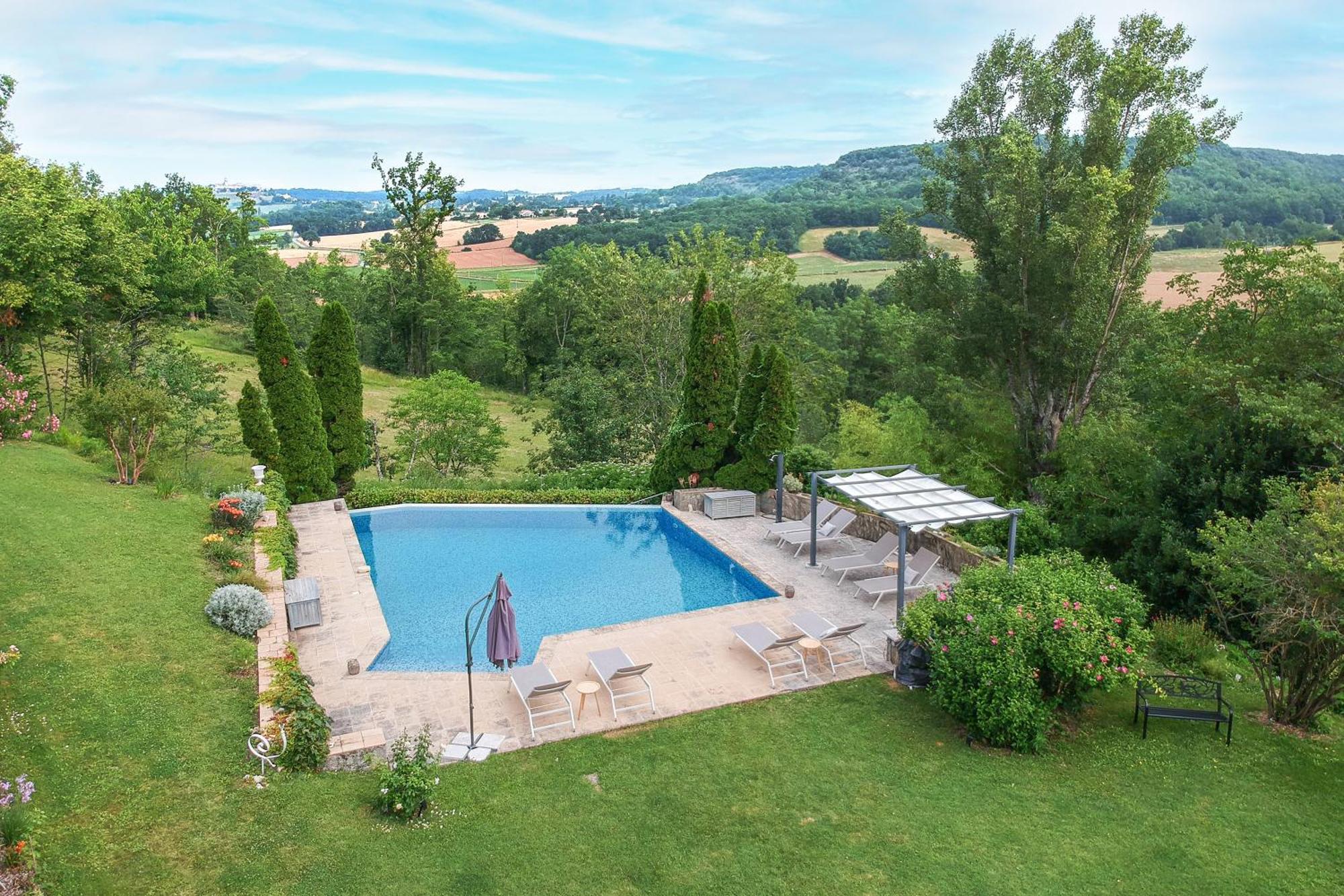 Manoir Le Moulinal47 - Vue Panoramique Hotel Courbiac Luaran gambar